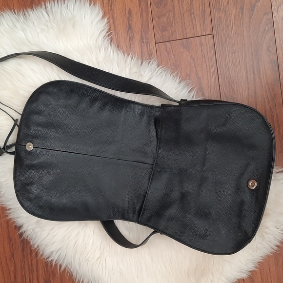 Violetta Pebble Leather Saddle Large Crossbody Shouder Bag - Picture 4 of 8